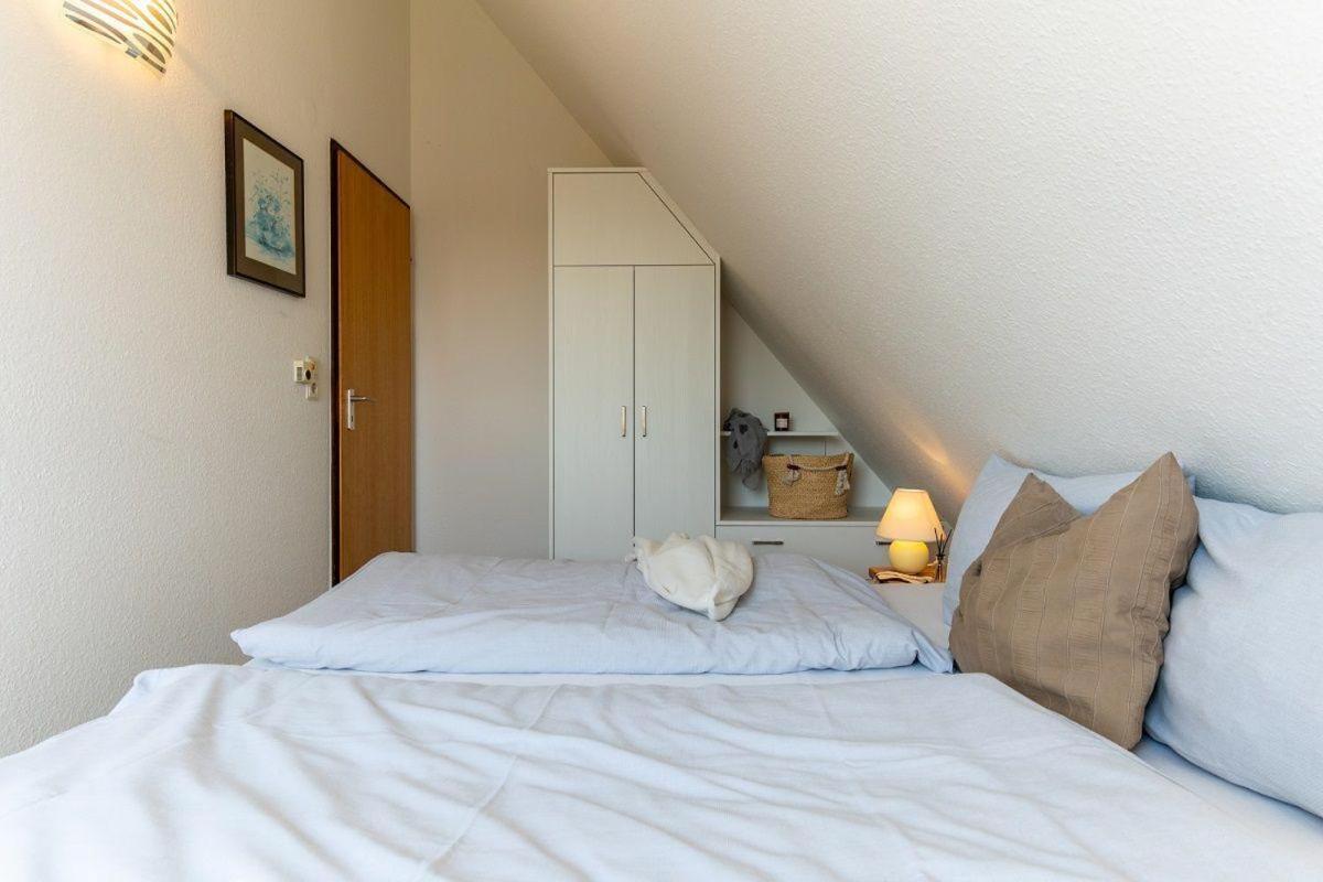 Großenbrode Am-Hohen-Ufer-Reetdach-Haus-Ocean-Breeze-136 빌라 외부 사진