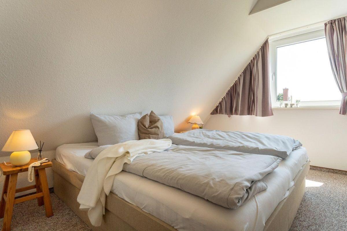 Großenbrode Am-Hohen-Ufer-Reetdach-Haus-Ocean-Breeze-136 빌라 외부 사진