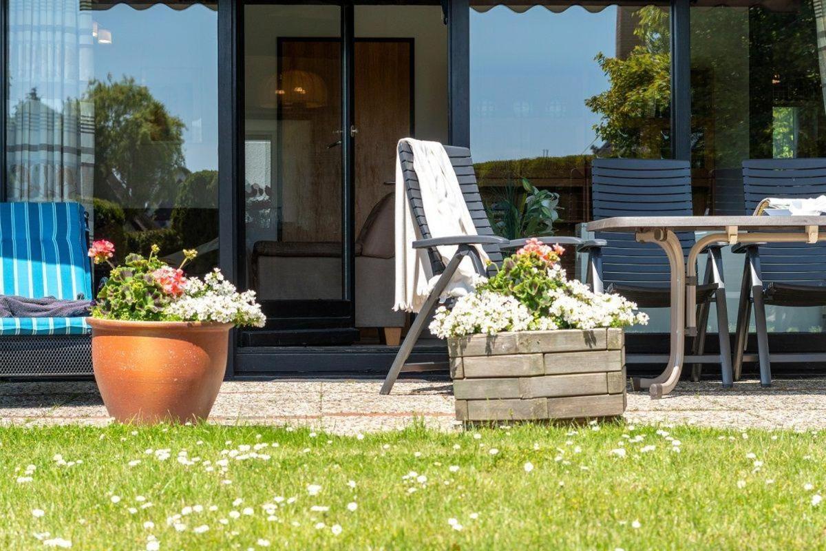 Großenbrode Am-Hohen-Ufer-Reetdach-Haus-Ocean-Breeze-136 빌라 외부 사진